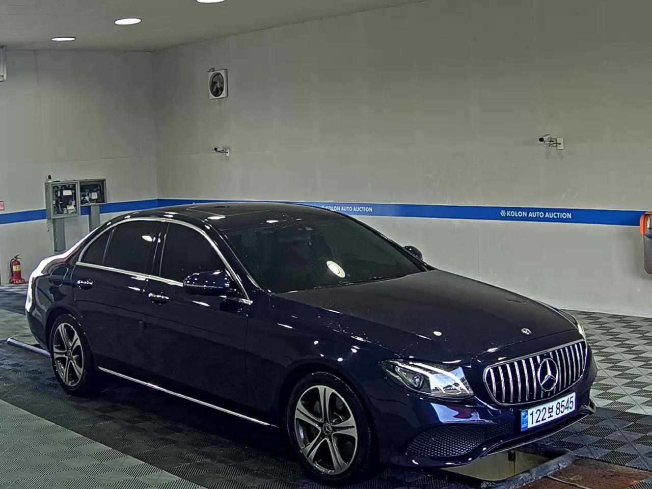 مرسيدس بنز E Class 2019 E300