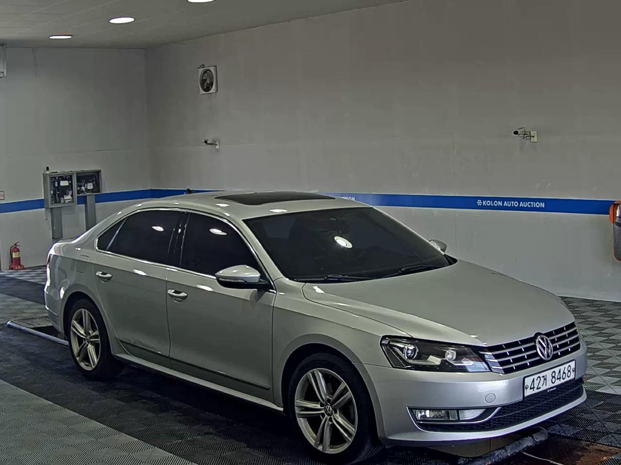فولكس فاجن باسات 2014