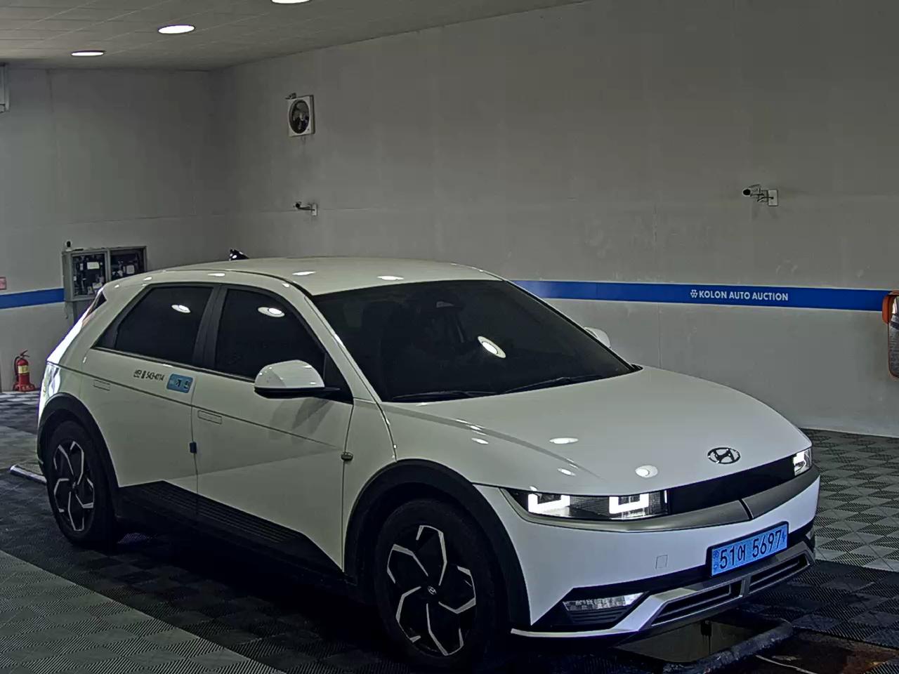 هيونداي أيونيك 2022 EV