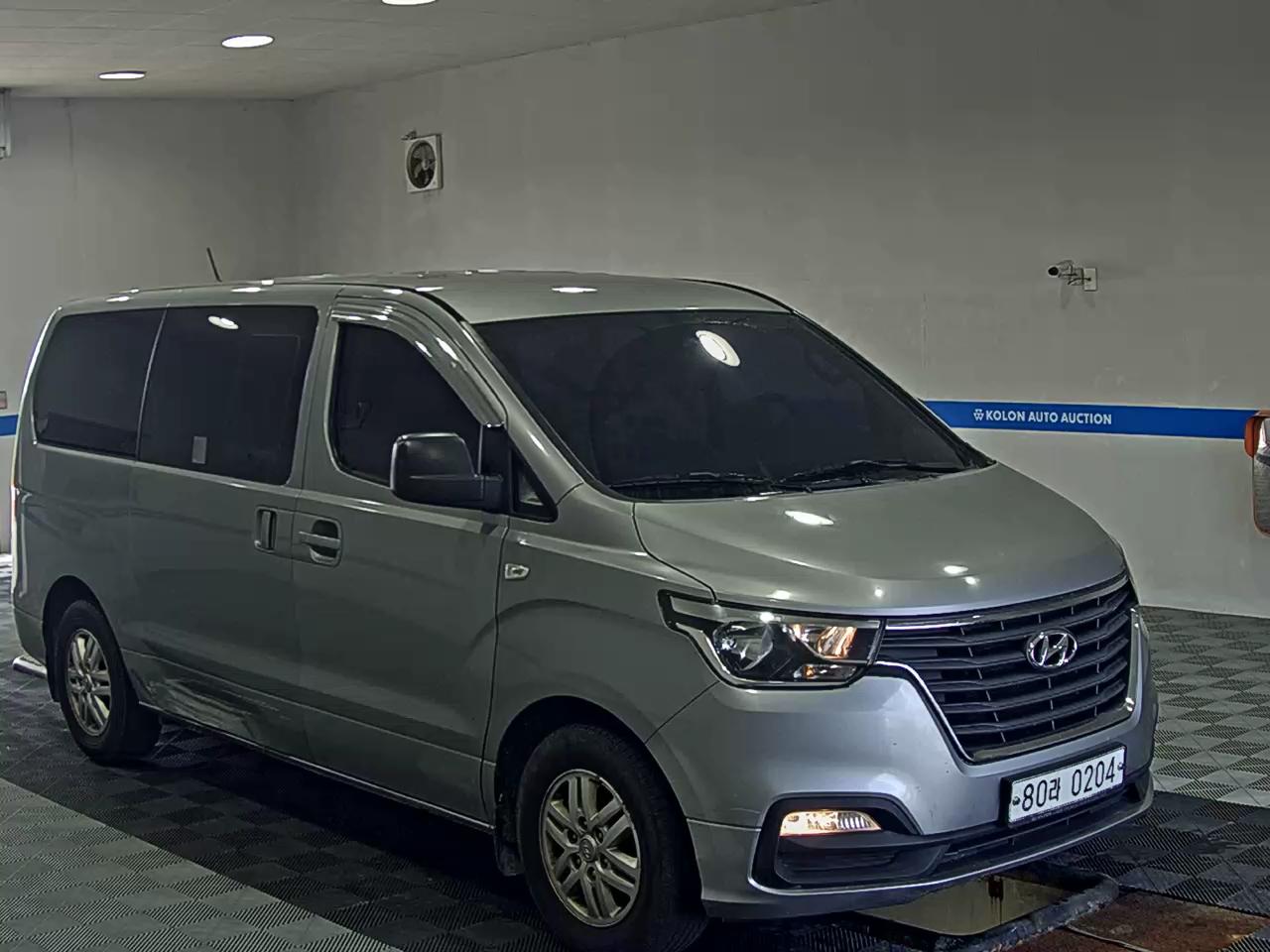 هيونداي جراند ستاركس 2019 VAN SMART