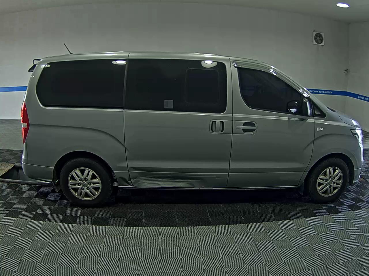 هيونداي جراند ستاركس 2019 VAN SMART