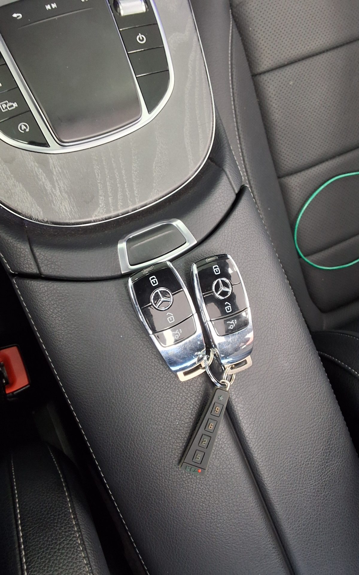 مرسيدس بنز E Class 2022 4MATIC LINE