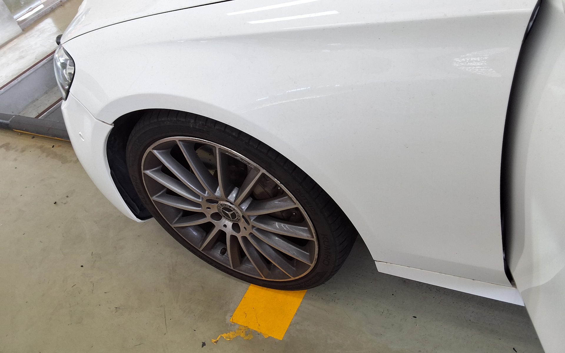 مرسيدس بنز E Class 2022 4MATIC LINE