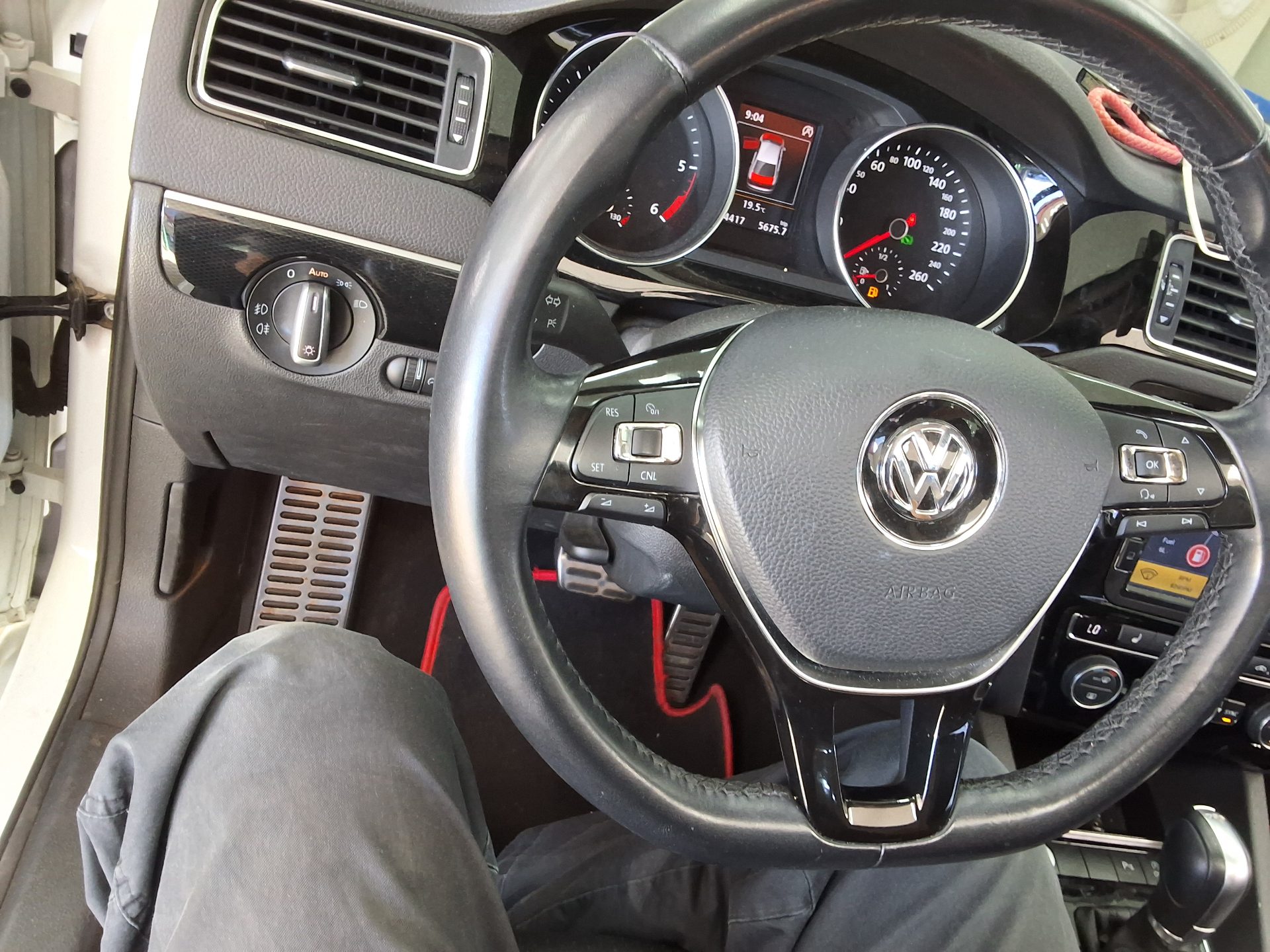 فولكس فاجن جيتا (6Th Gen) 2.0 TDI Bluemotion بريميوم 2015 بريميوم
