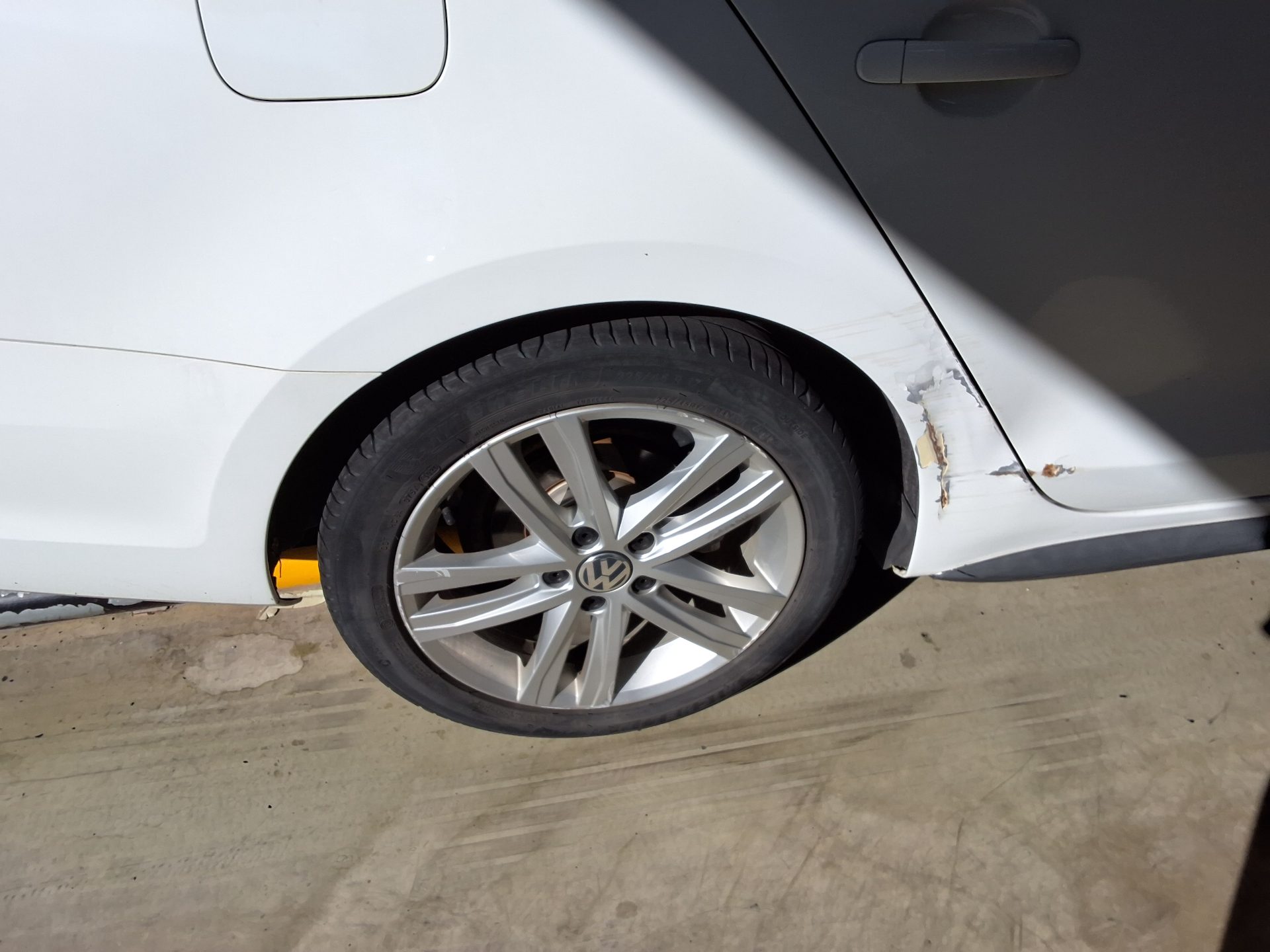 فولكس فاجن جيتا (6Th Gen) 2.0 TDI Bluemotion بريميوم 2015 بريميوم