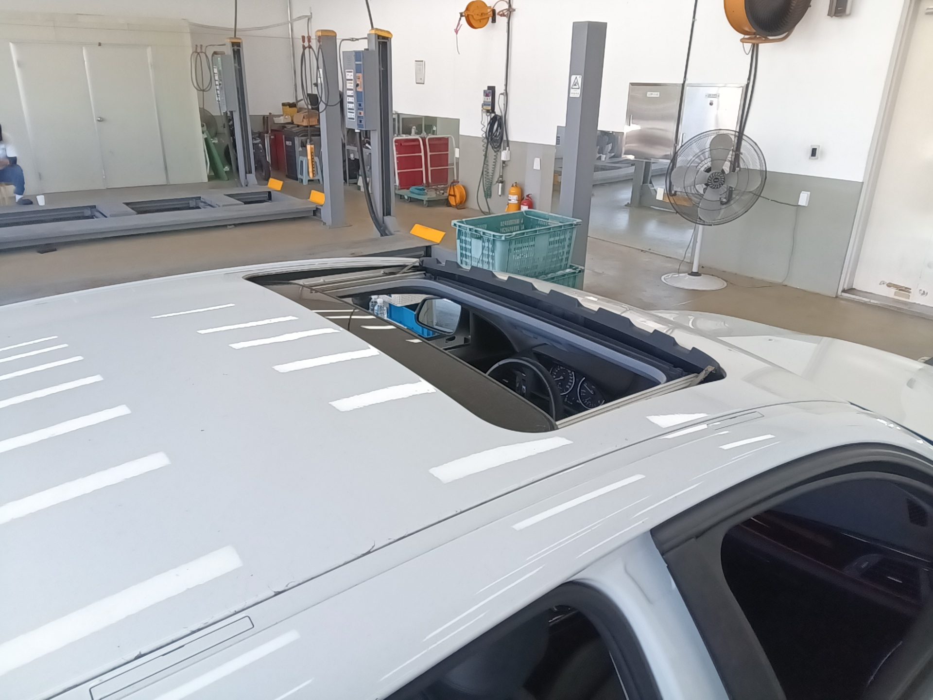 بي إم دبليو 1 Series (2Nd Gen) 5 أبواب 118D Sport Line 2016 SPORT LINE