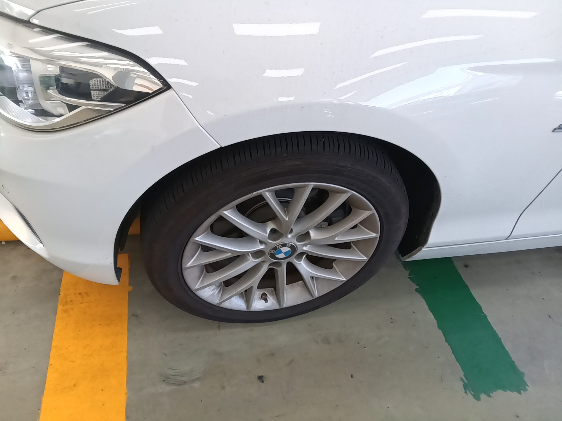 بي إم دبليو 1 Series (2Nd Gen) 5 أبواب 118D Sport Line 2016 SPORT LINE