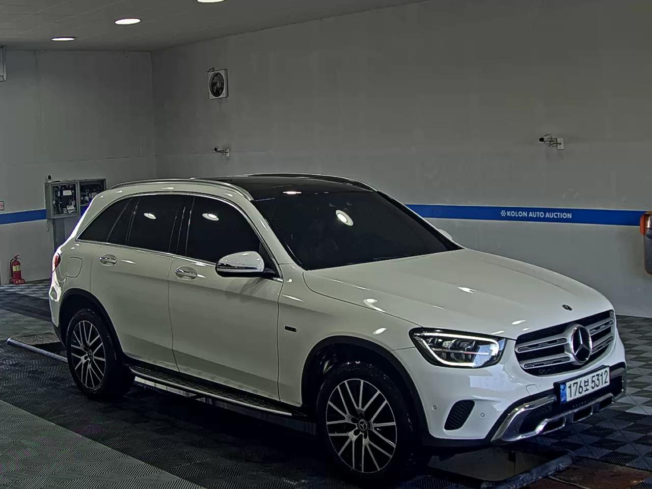 مرسيدس بنز جي إل سي Class 2021 4MATIC