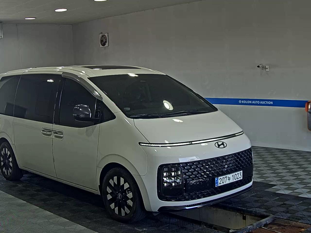 هيونداي ستاريا 2025 INSPIRATION