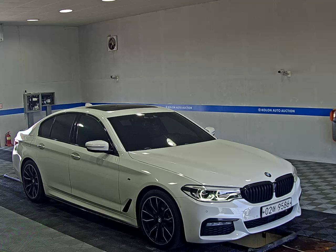 بي إم دبليو 5 Series 2017 SPORT PLUS