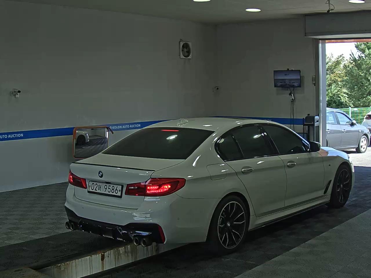 بي إم دبليو 5 Series 2017 SPORT PLUS