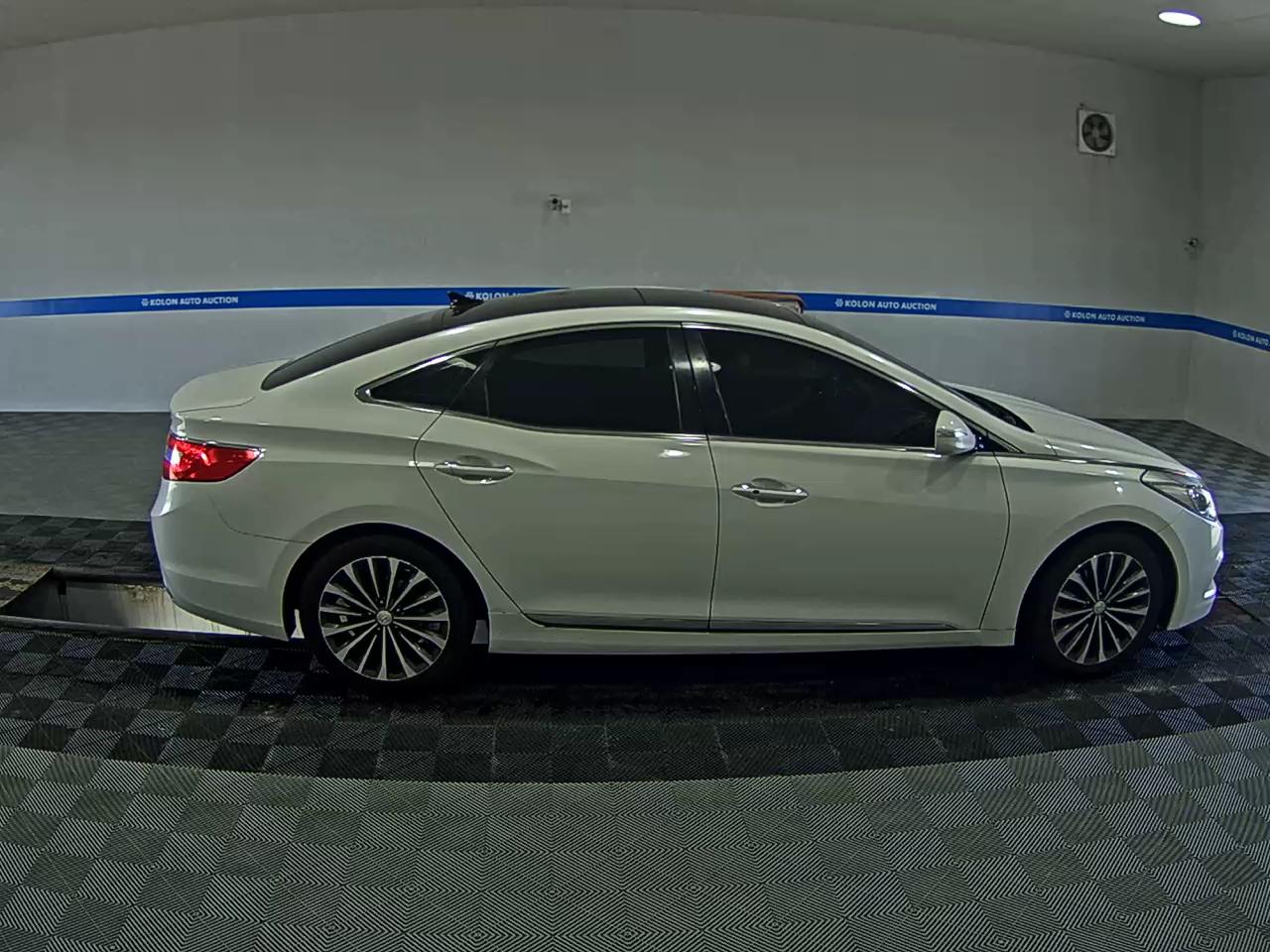 هيونداي جرانديور 2014 MODERN