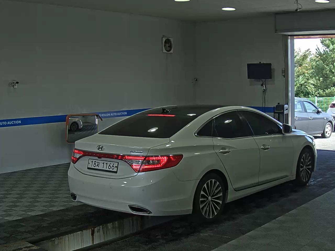 هيونداي جرانديور 2014 MODERN