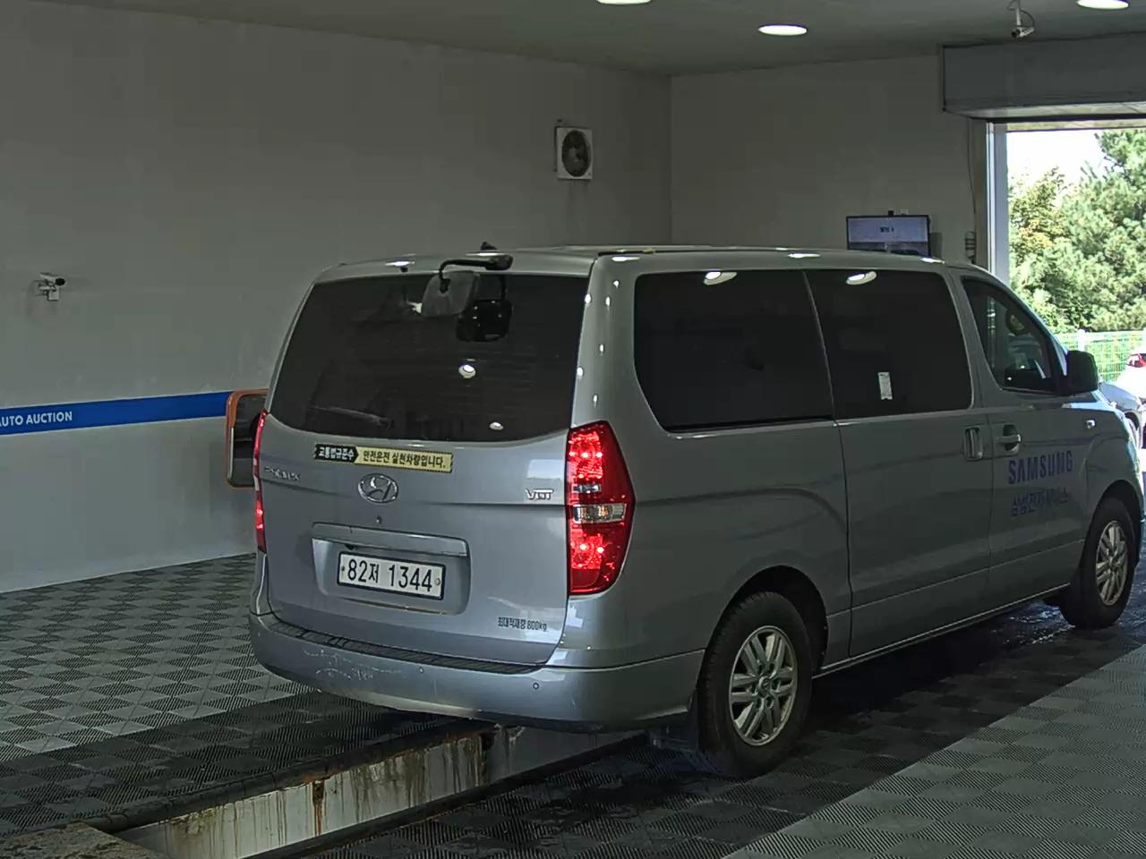 هيونداي جراند ستاركس 2021 VAN SMART