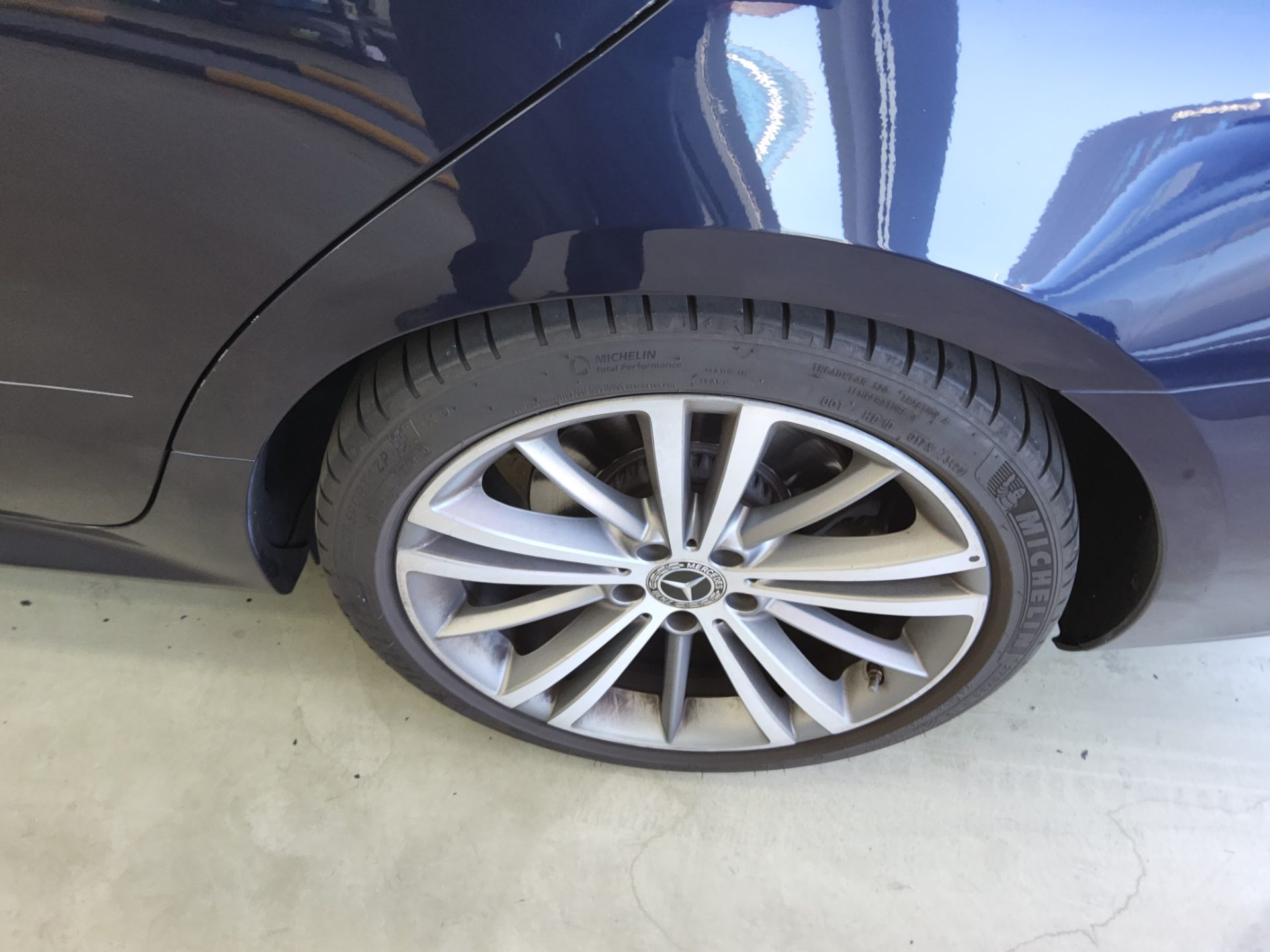 مرسيدس بنز سي إل إس Class 2019 4MATIC