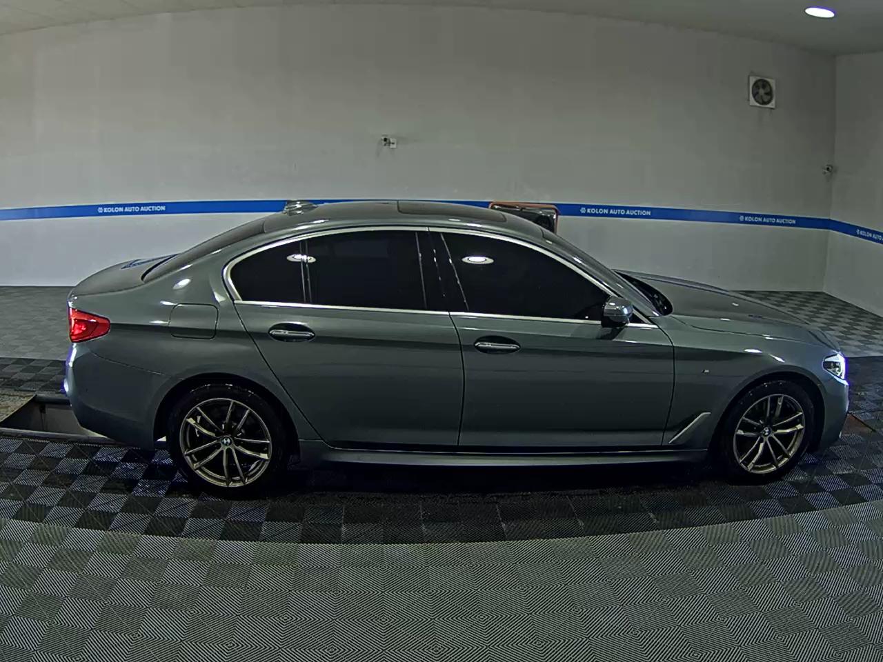 بي إم دبليو 5 Series (7Th Gen) 520D M Sport Pack سبيشل 2018 SPORT SPECIAL