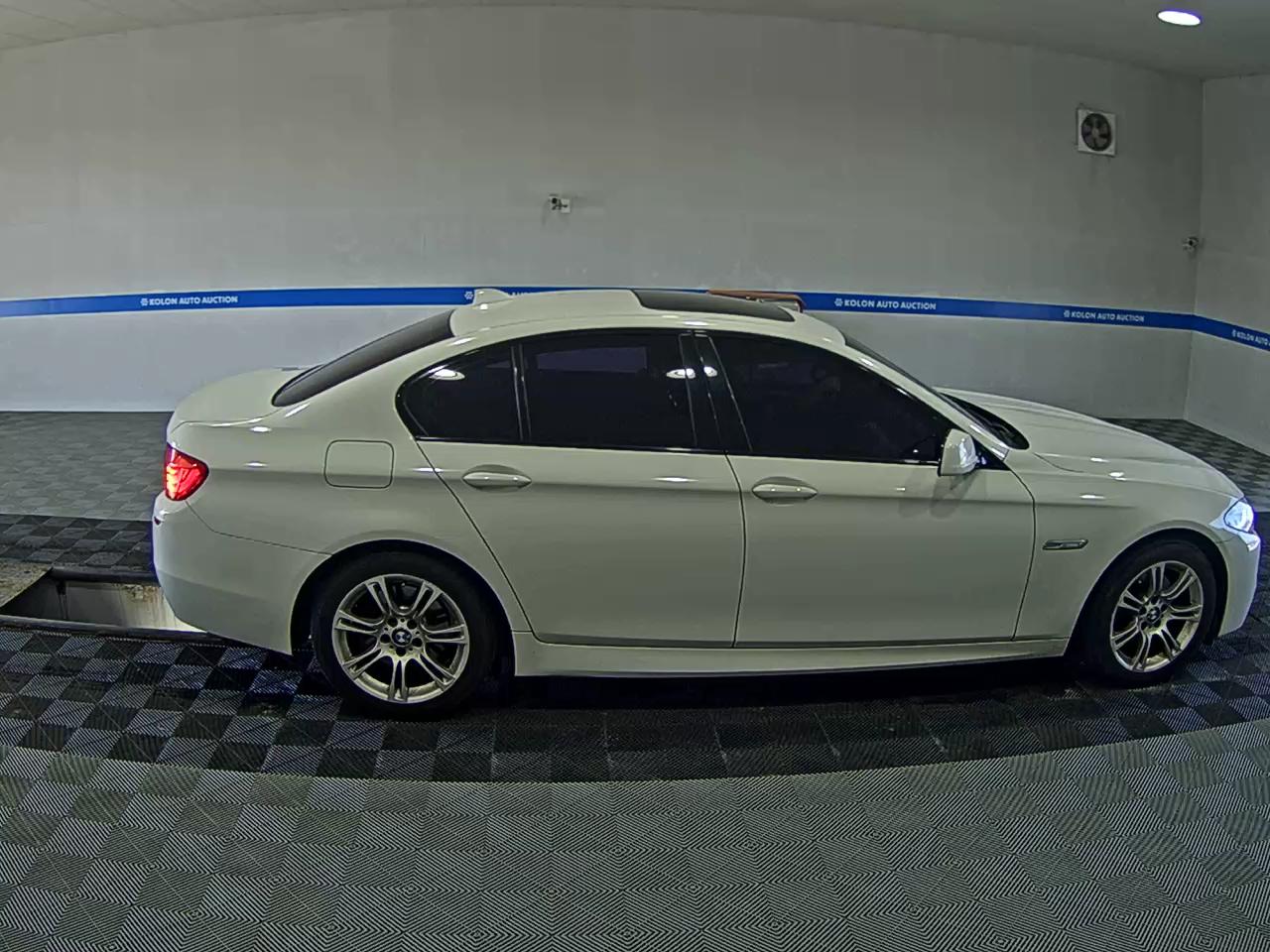 بي إم دبليو 5 Series 2013 SPORT