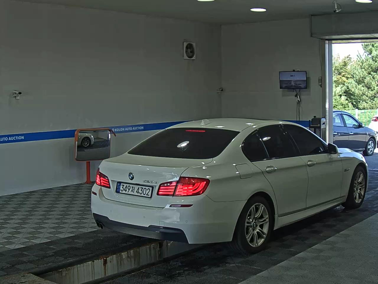 بي إم دبليو 5 Series 2013 SPORT