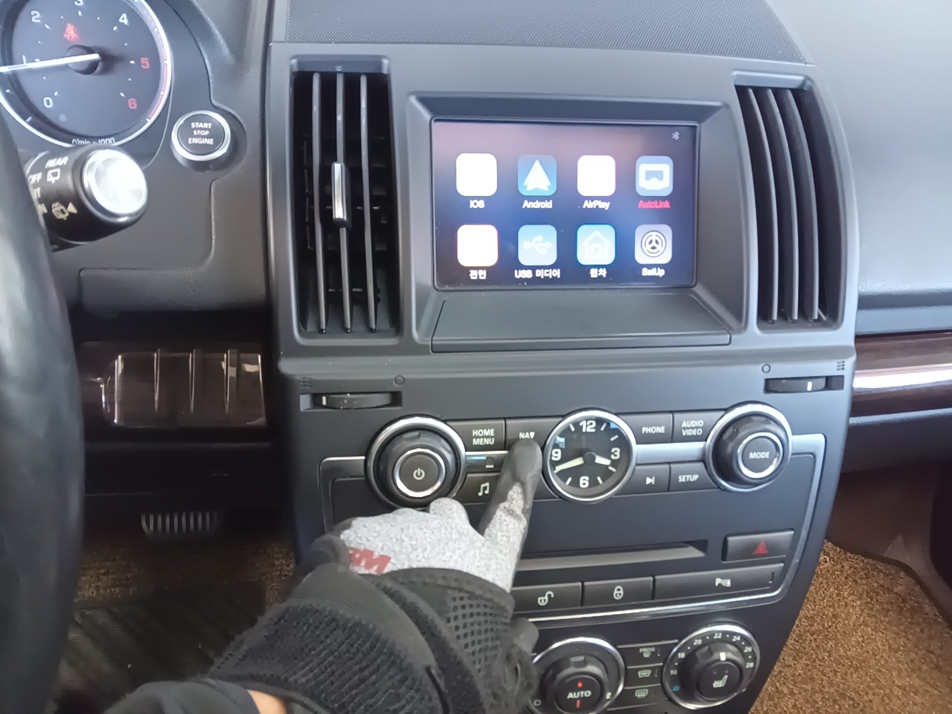 لاند روفر Rover Freelander 2 2.2 Sd4 Hse 2013