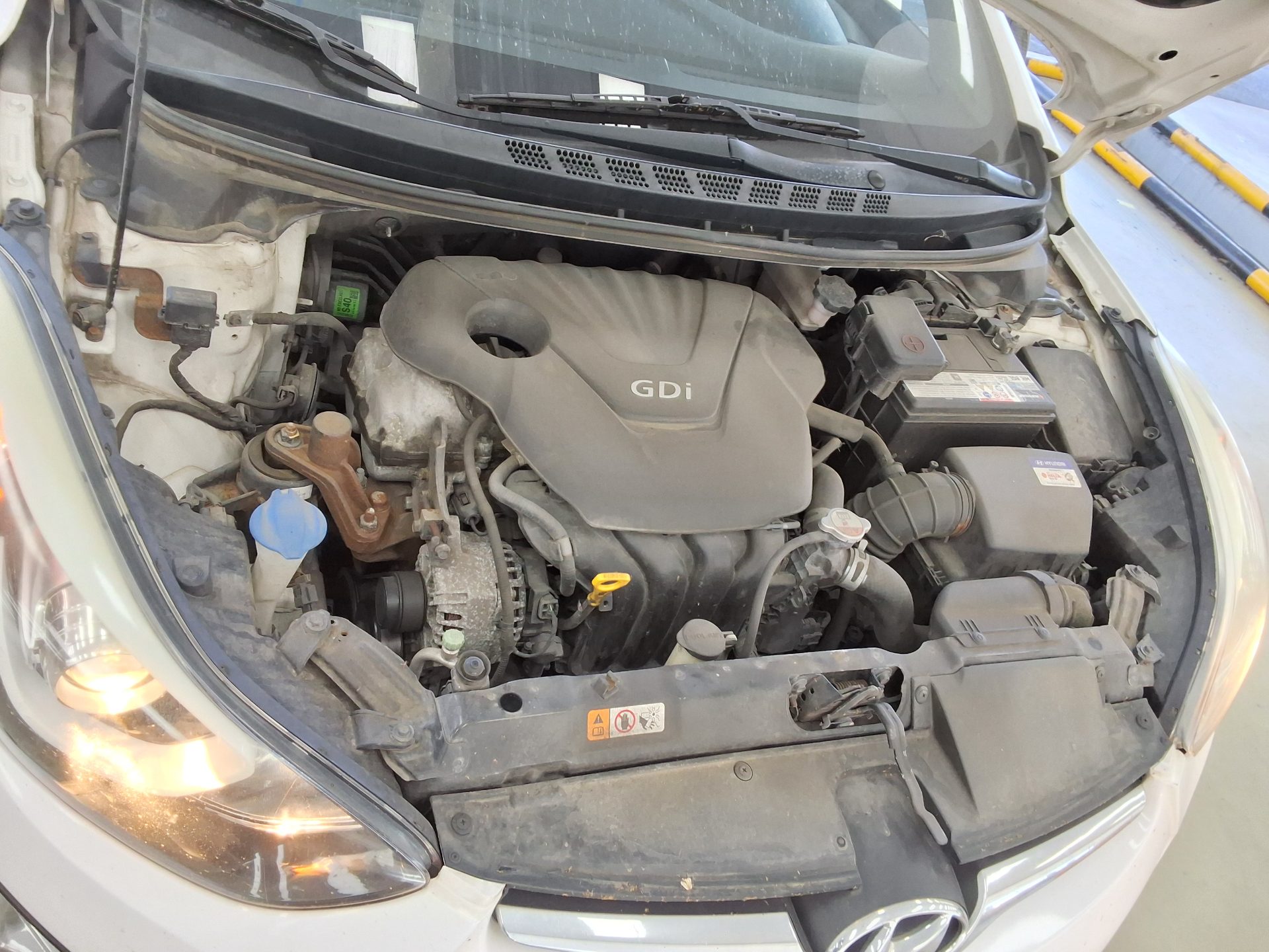 هيونداي أفانتي 2015 SMART