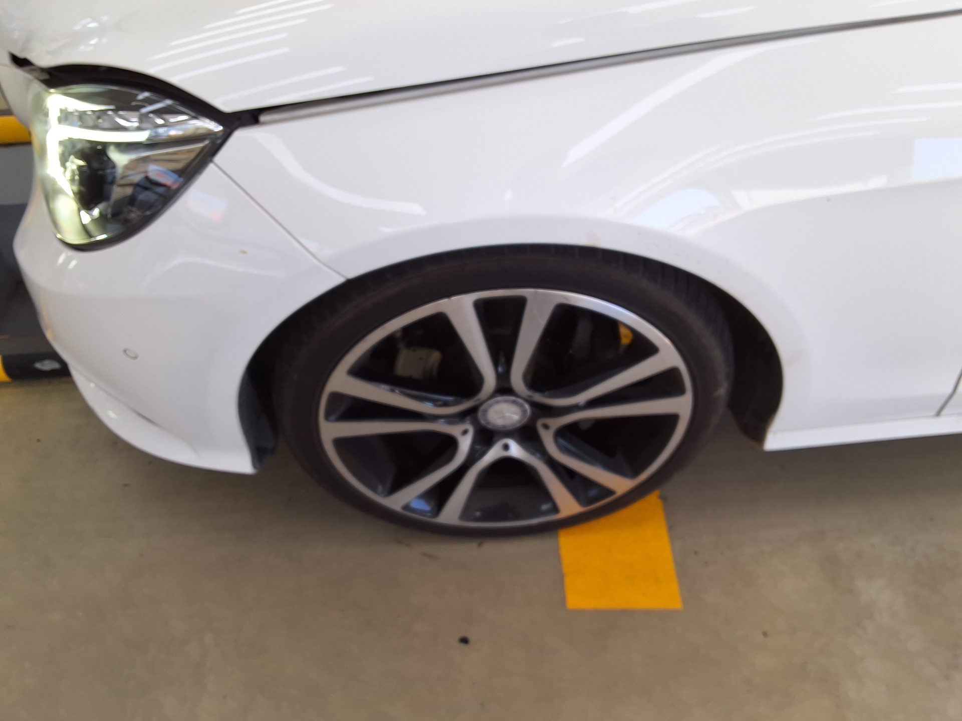 مرسيدس بنز E Class 2015 SPORT