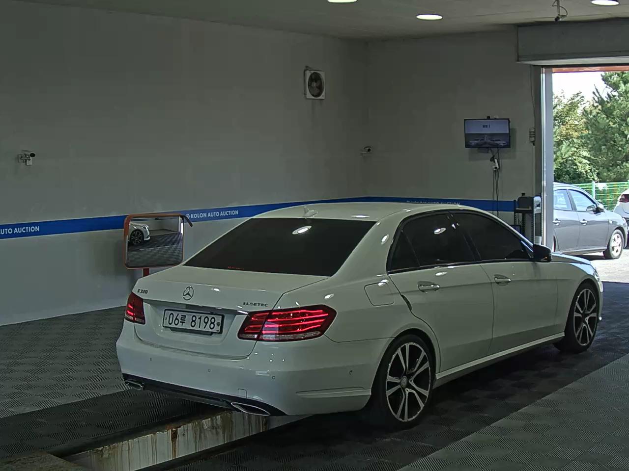 مرسيدس بنز E Class 2015 SPORT