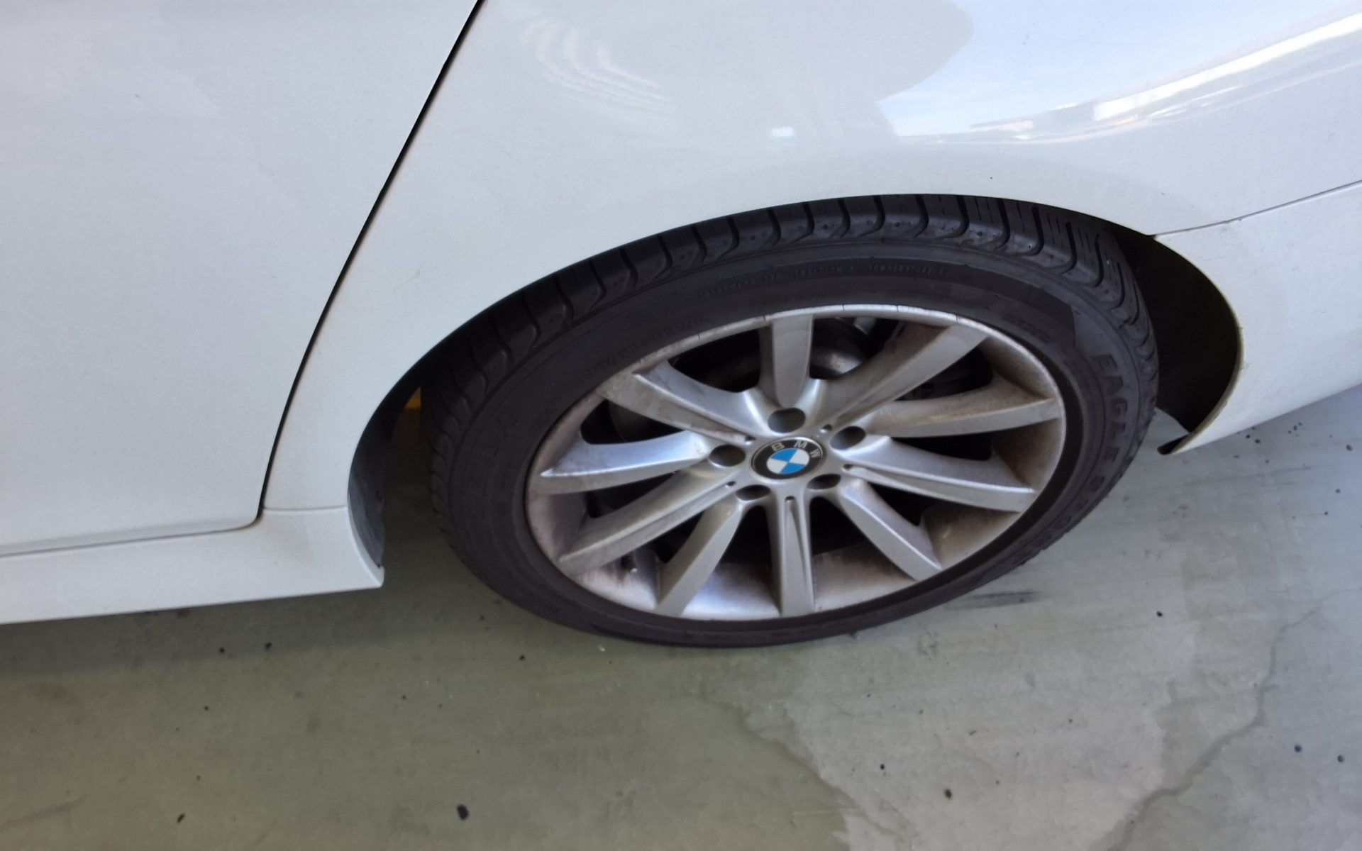 بي إم دبليو 5 Series 2014 528i