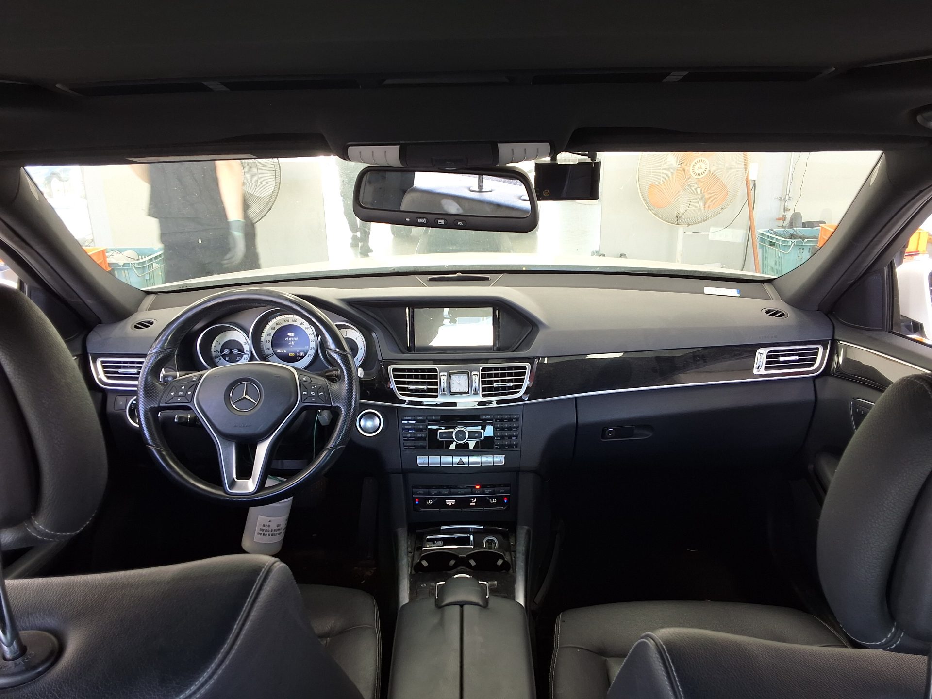 مرسيدس بنز E Class 2015 E220