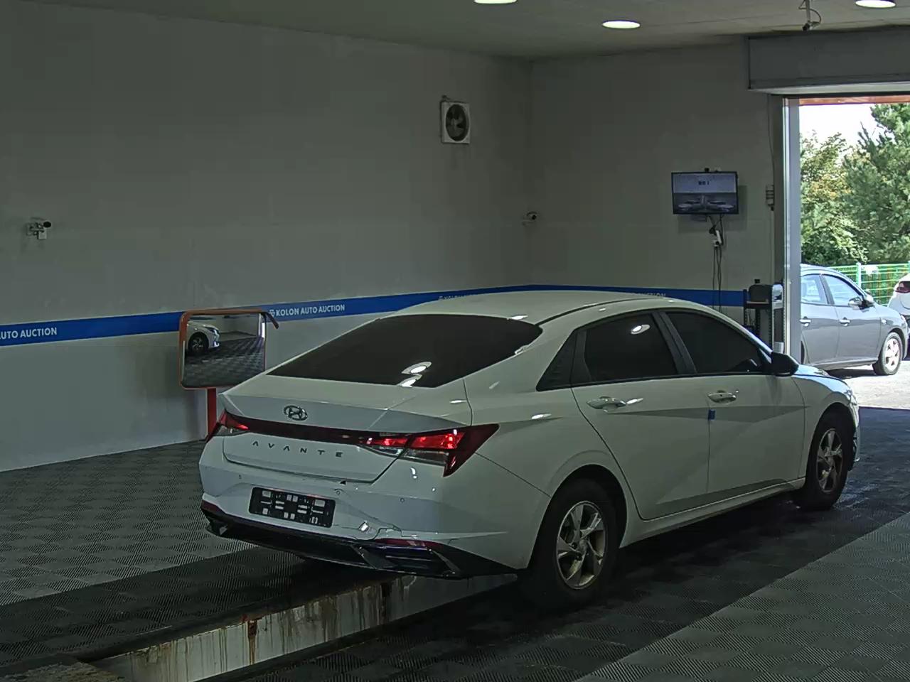 هيونداي أفانتي 2022 SMART