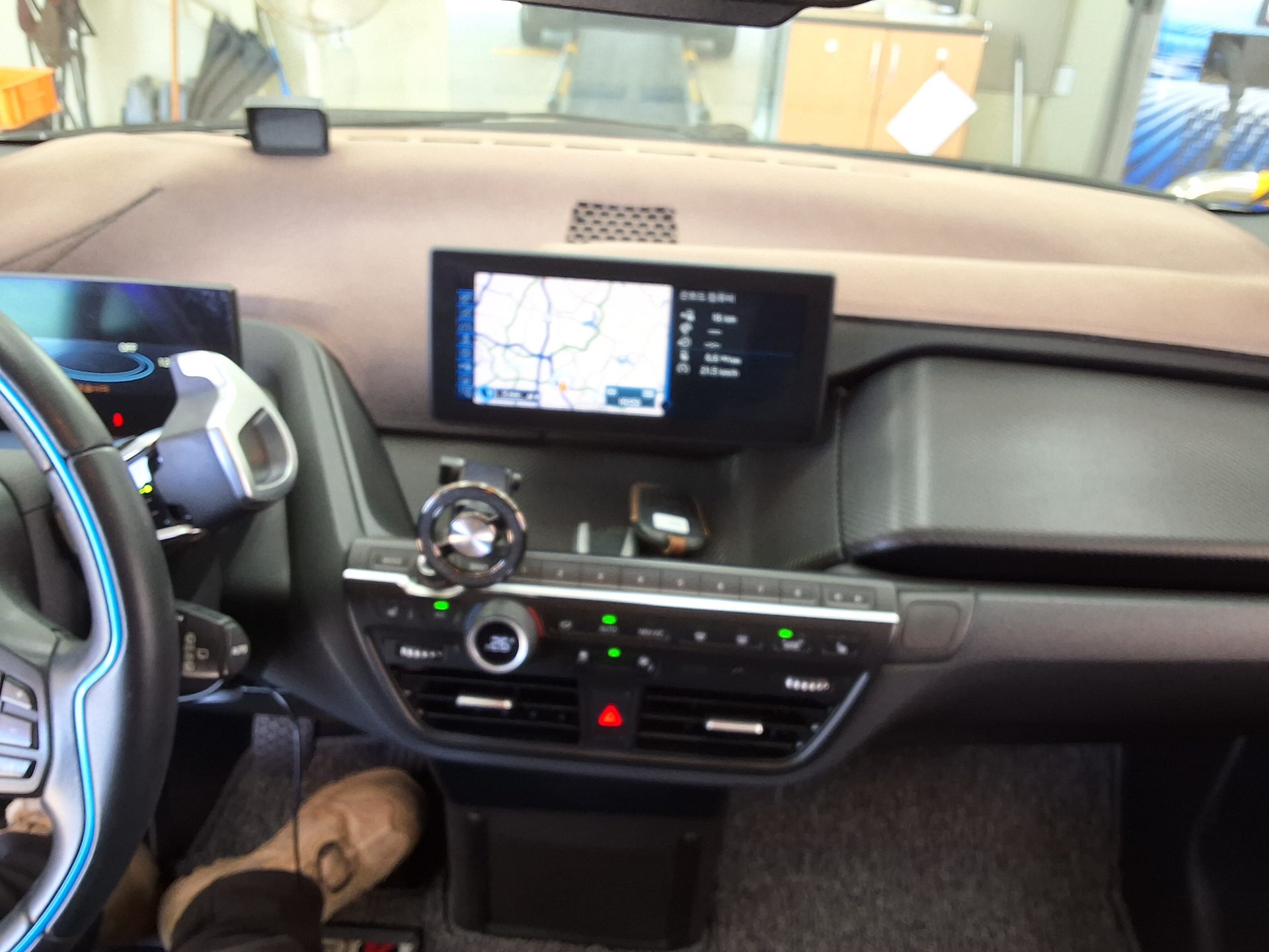 بي إم دبليو I3 Lux 2015