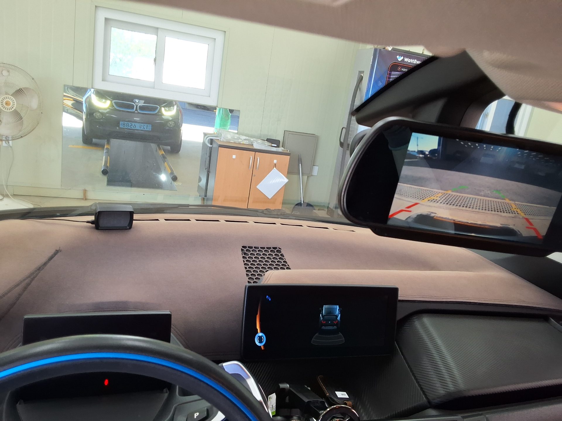 بي إم دبليو I3 Lux 2015