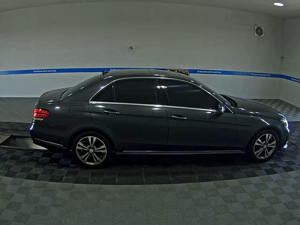 مرسيدس بنز E Class 2016 E220