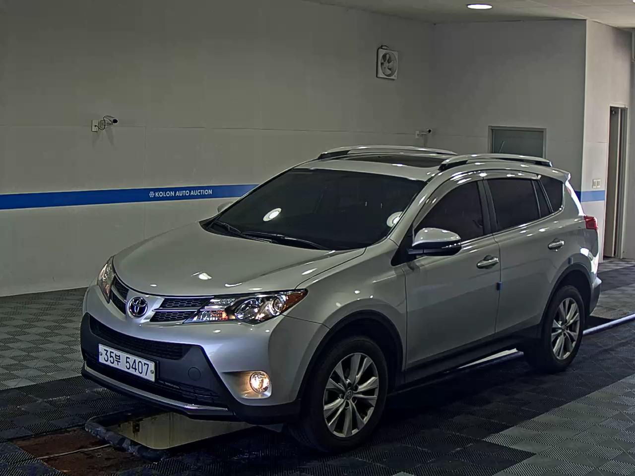 تويوتا RAV4