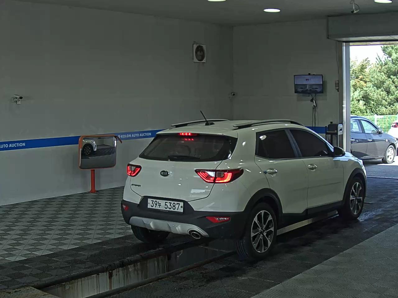 كيا Stonic U2 1.6 ديزل ترندي 2018 PRESTIGE
