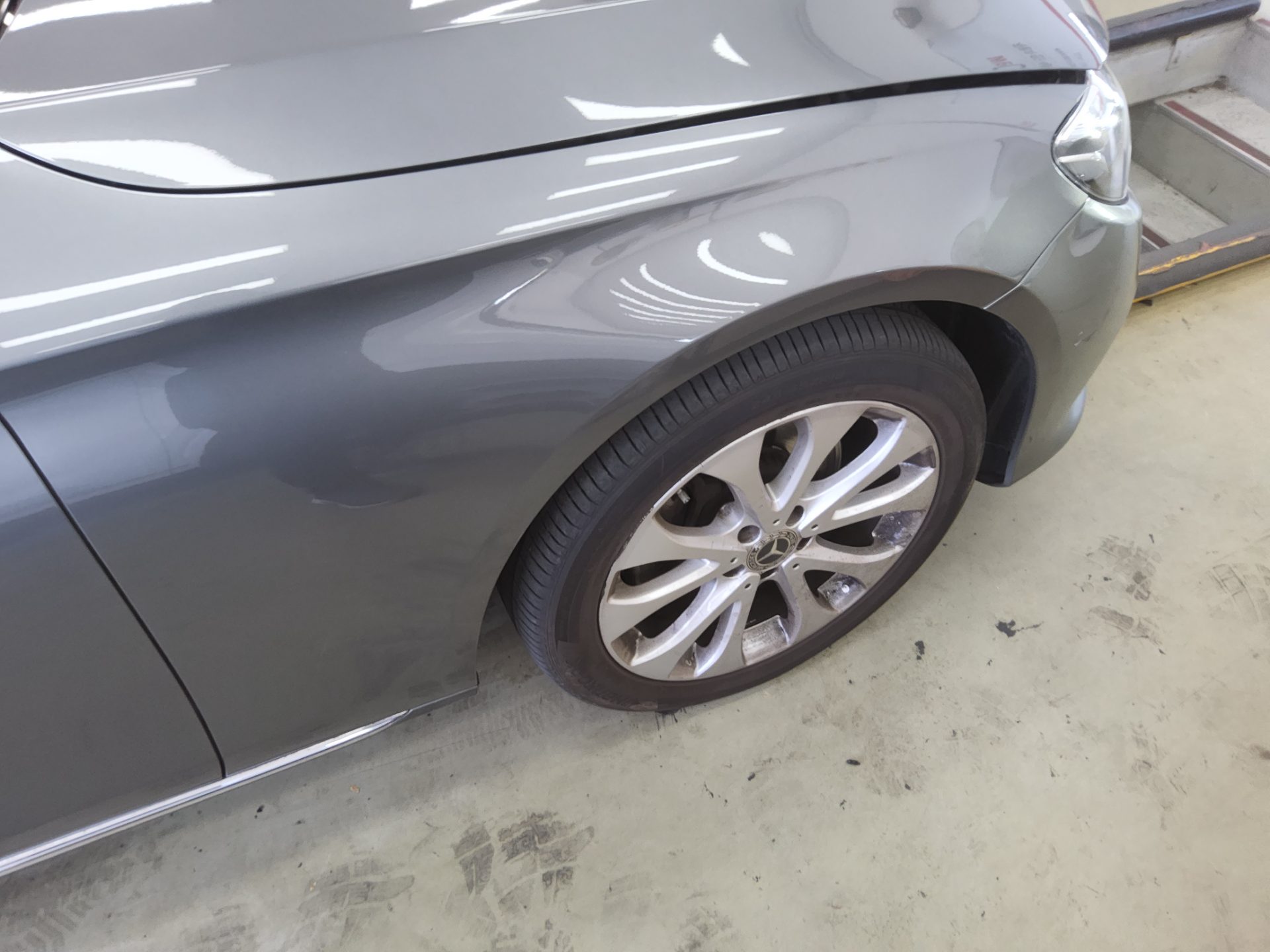 مرسيدس بنز E Class 2019 E220d 4MATIC إكسكلوسيف