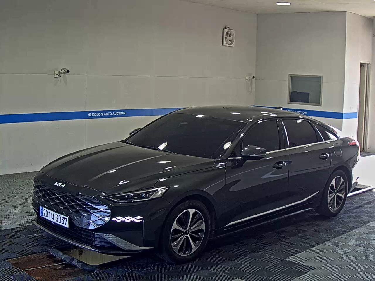 Kia K8