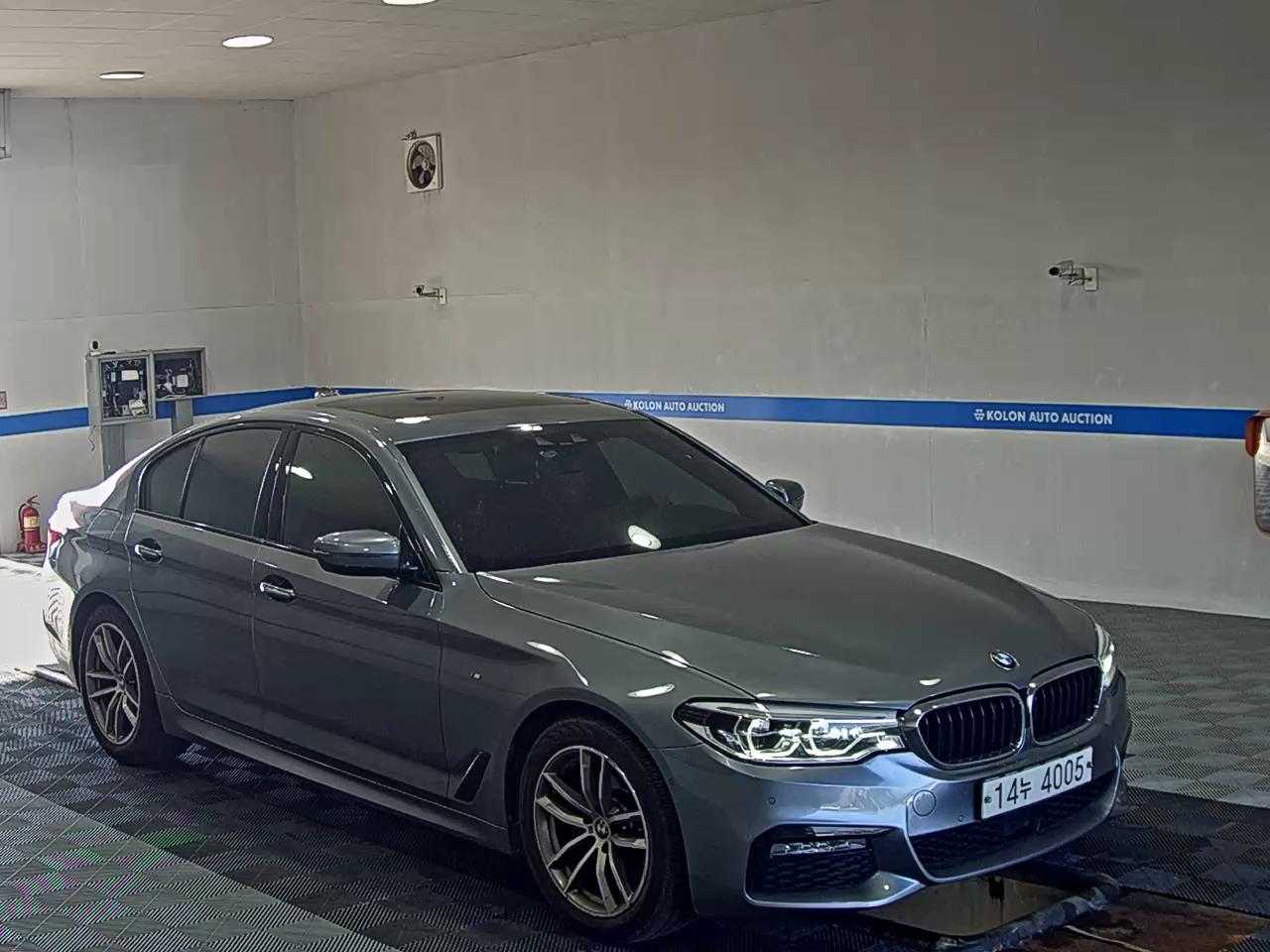 بي إم دبليو 5 Series 2017 SPORT