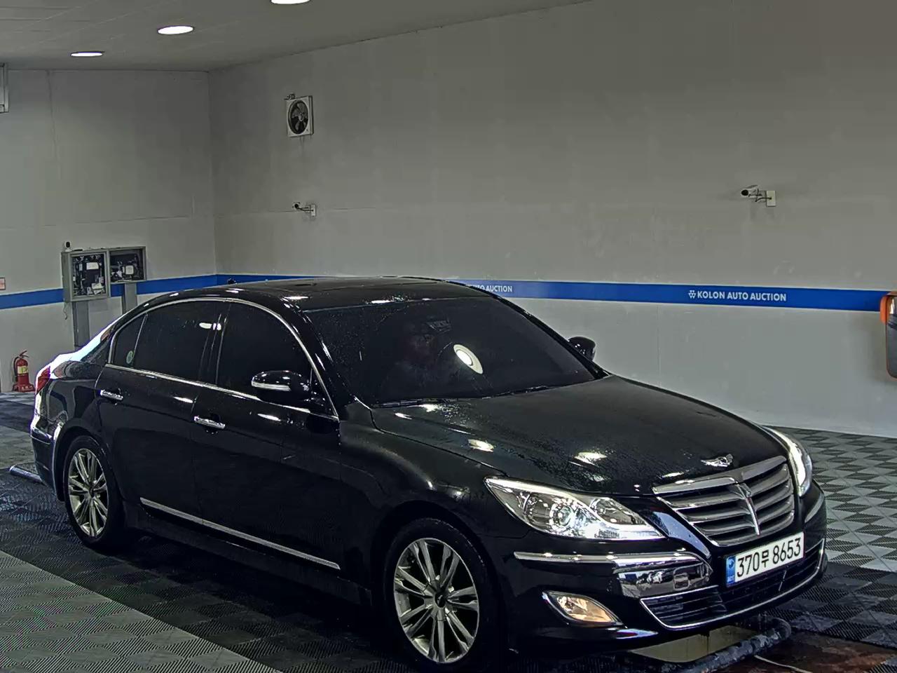 هيونداي جينيسيس Dh G330 مودرن 2012 فاخر VIP