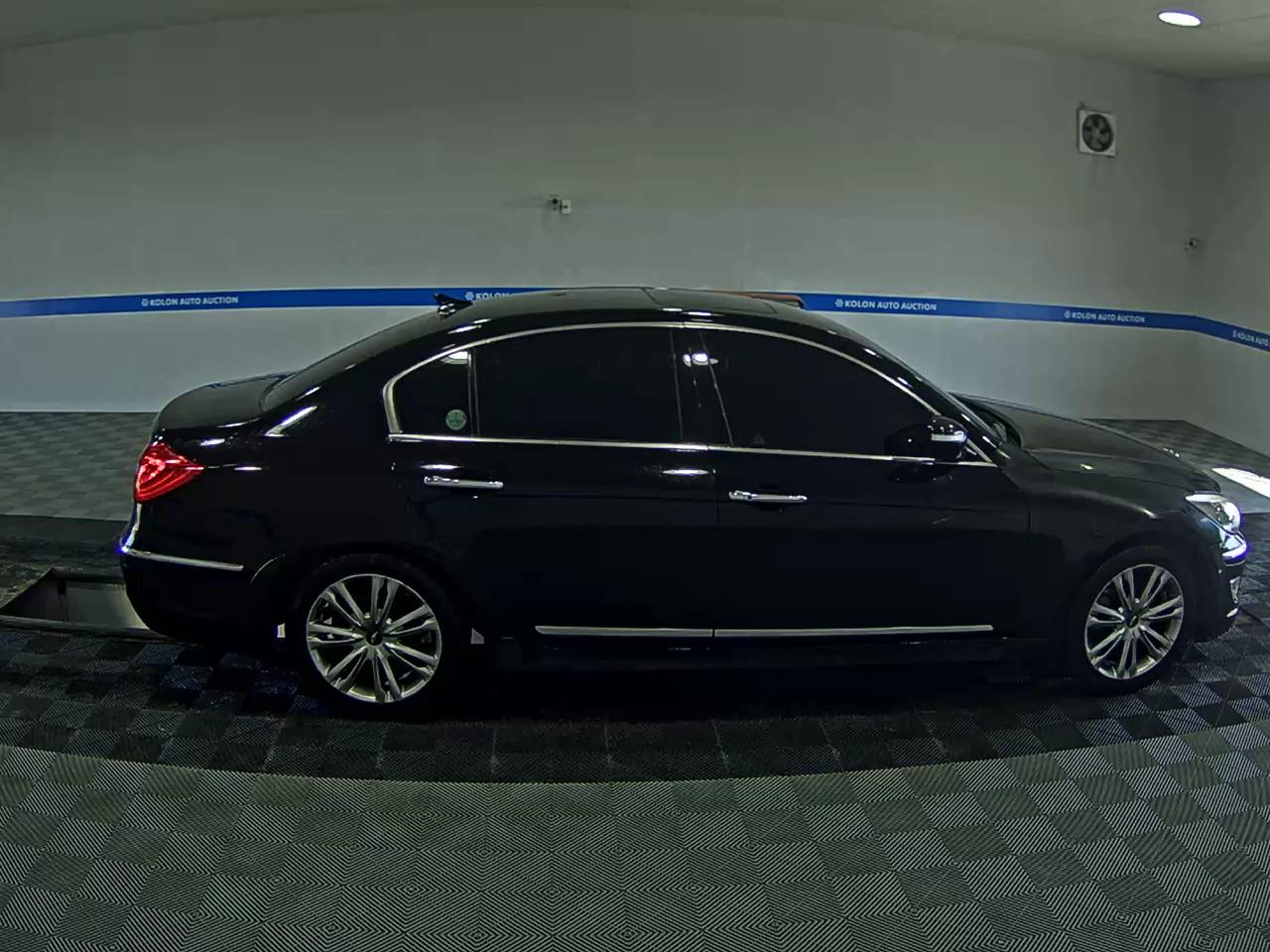 هيونداي جينيسيس Dh G330 مودرن 2012 فاخر VIP