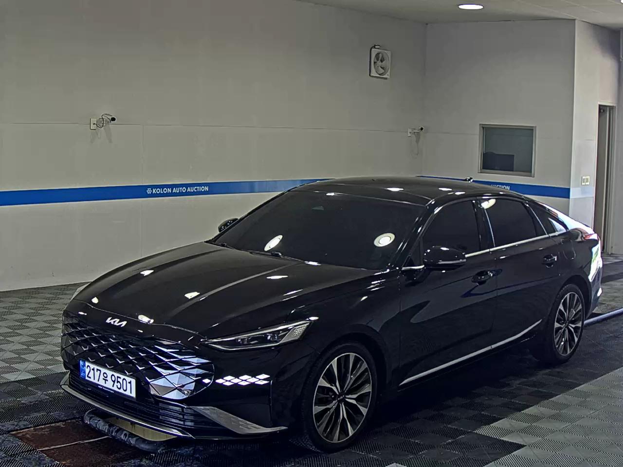 Kia K8
