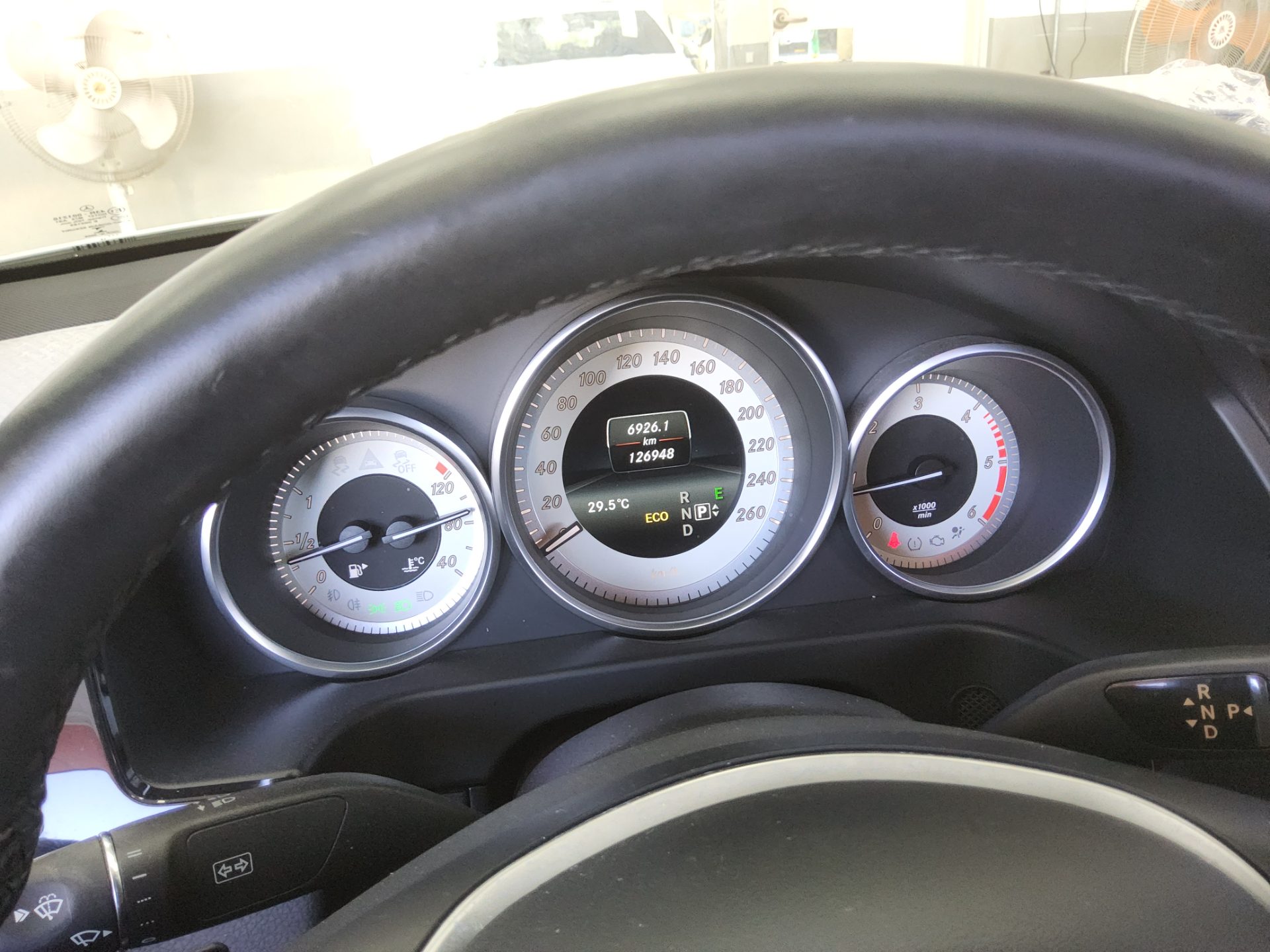 مرسيدس بنز E Class 2016 E220