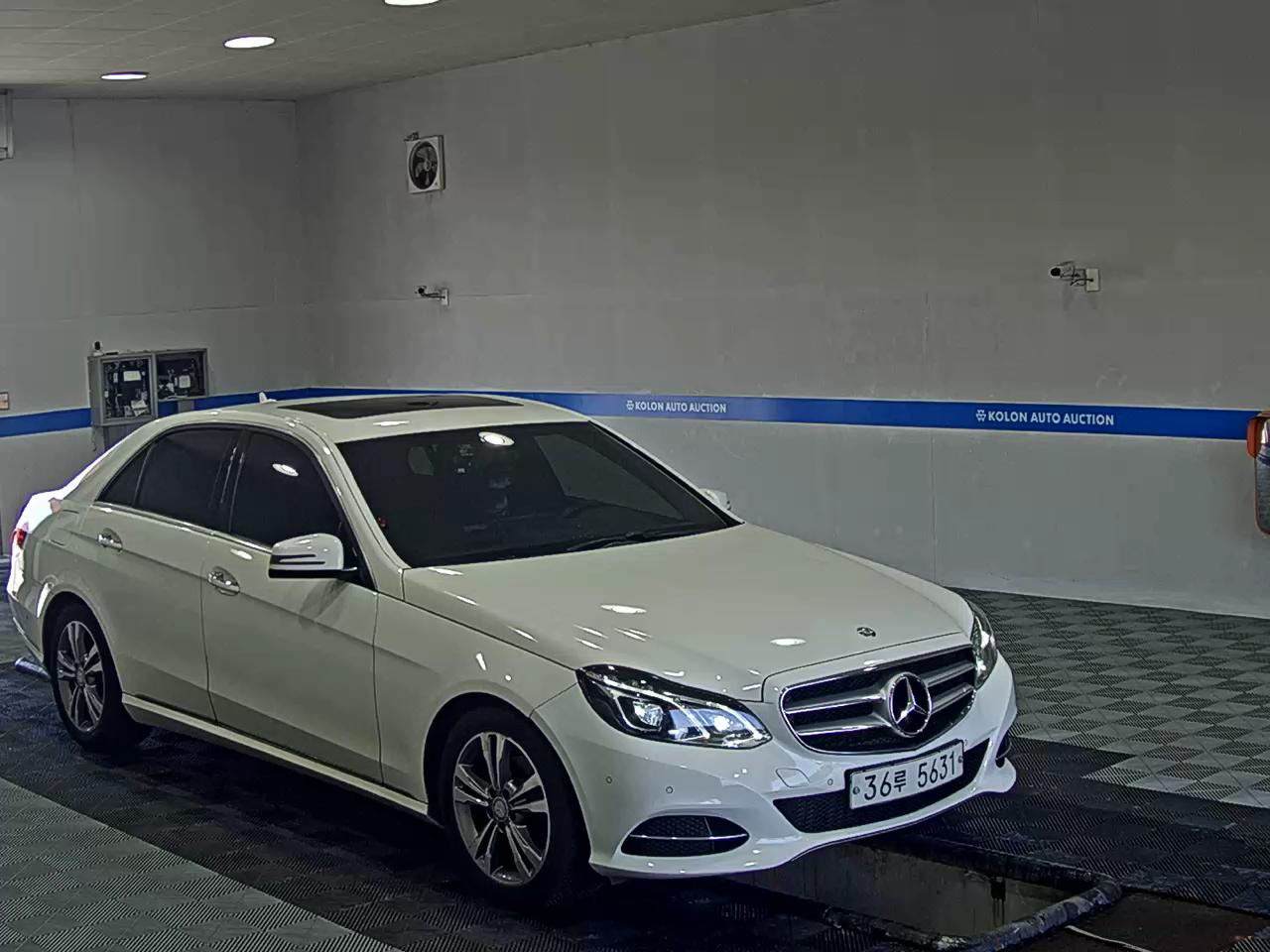 مرسيدس بنز E Class 2016 E220