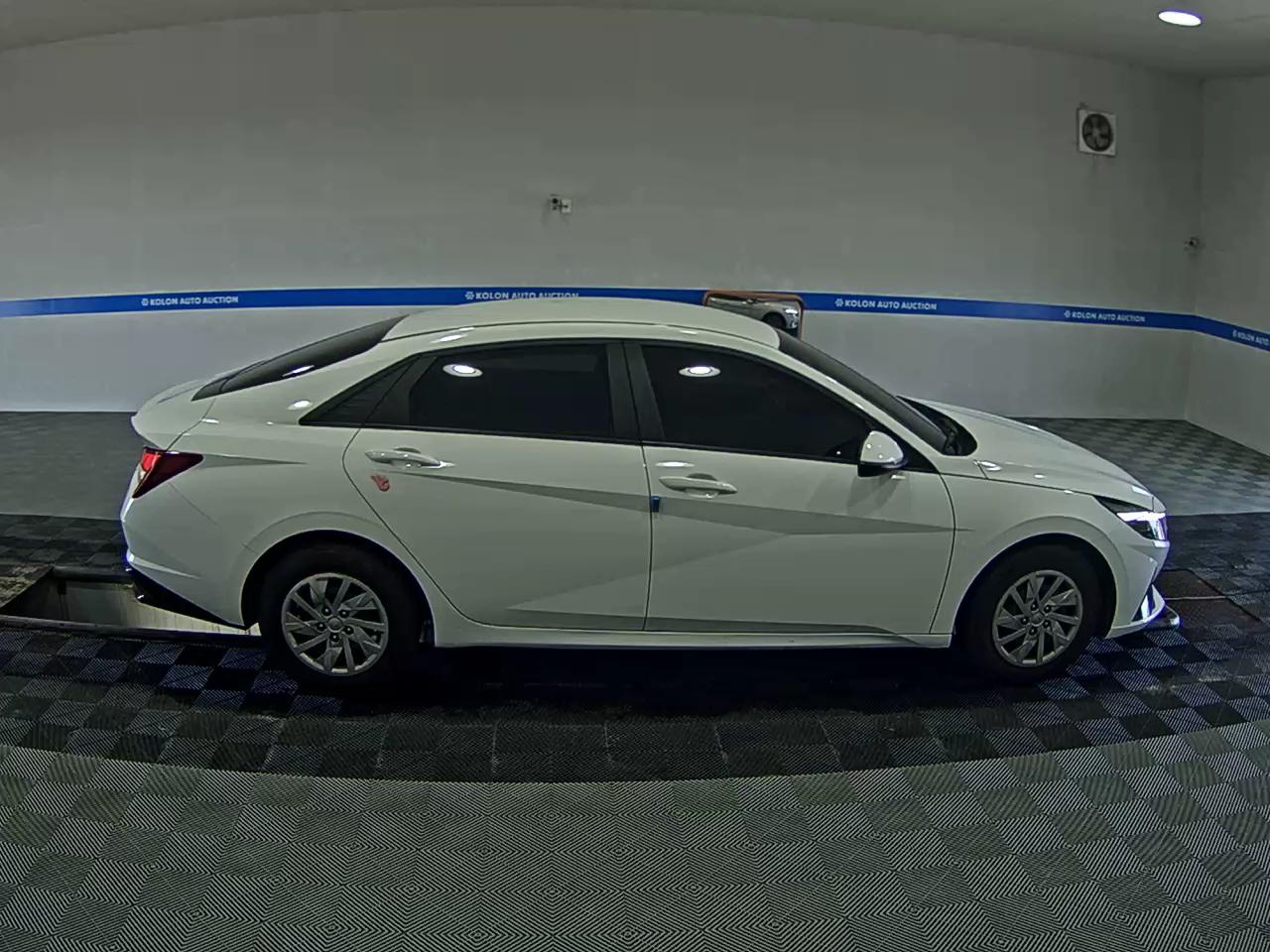 هيونداي أفانتي 2021 SMART