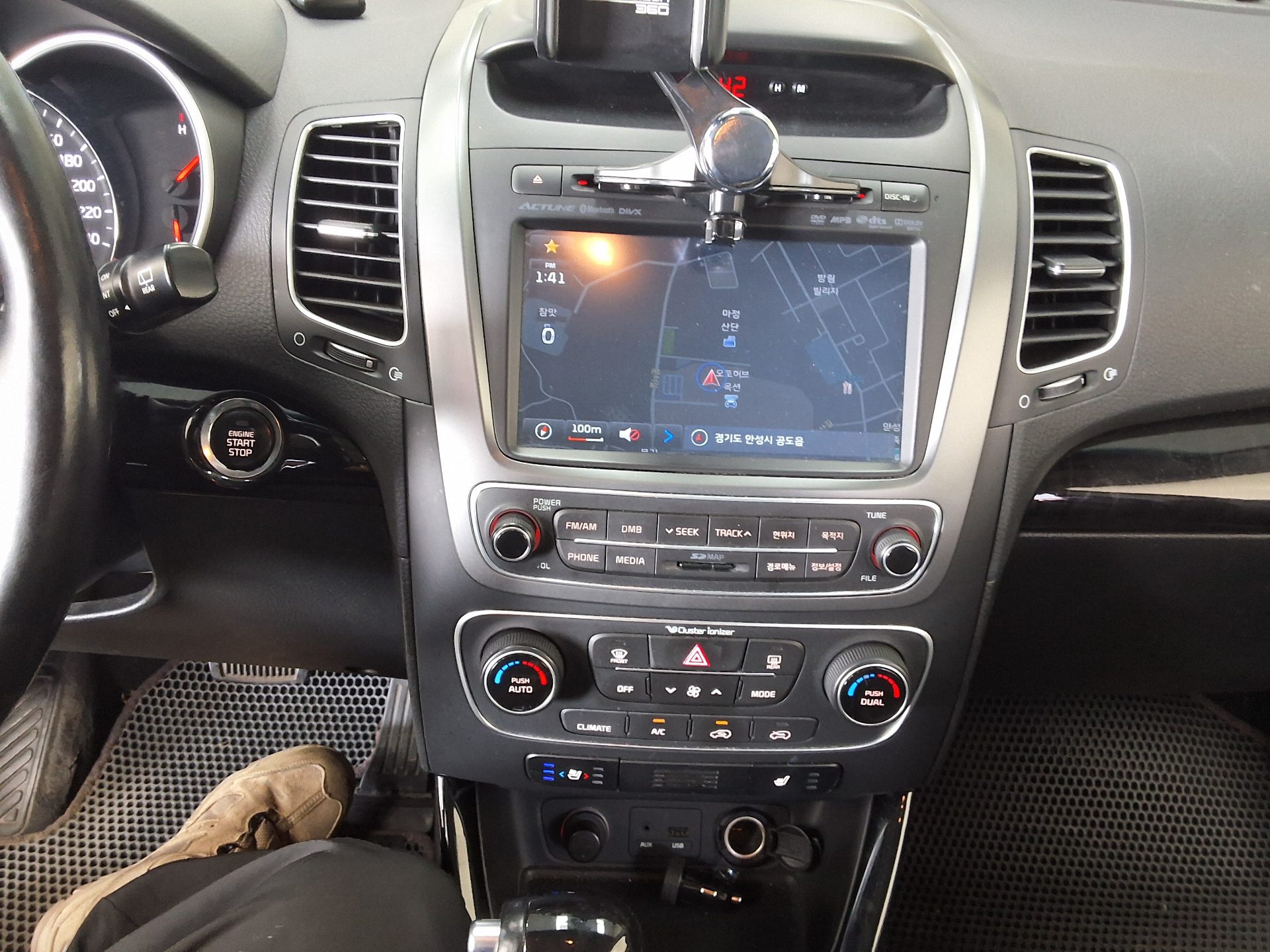 كيا سورينتو 2013 TLX