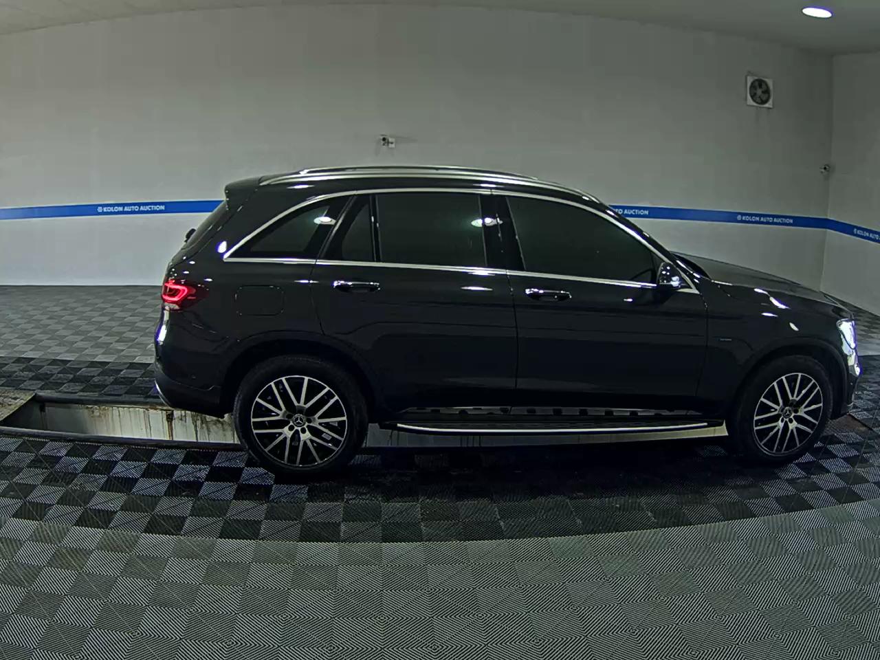 مرسيدس بنز جي إل سي Class 2021 4MATIC