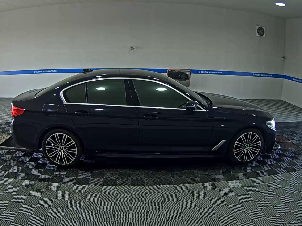 بي إم دبليو 5 Series 2020 SPORT PLUS