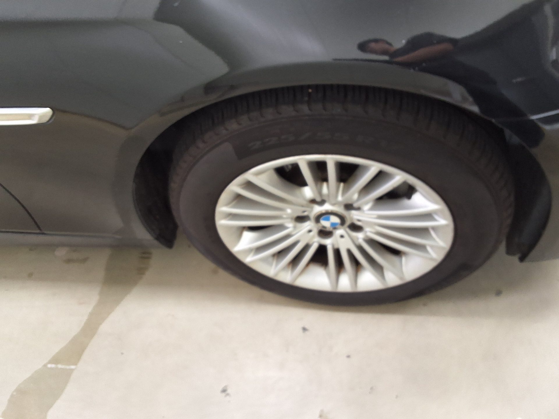 بي إم دبليو 5 Series 2014 520d