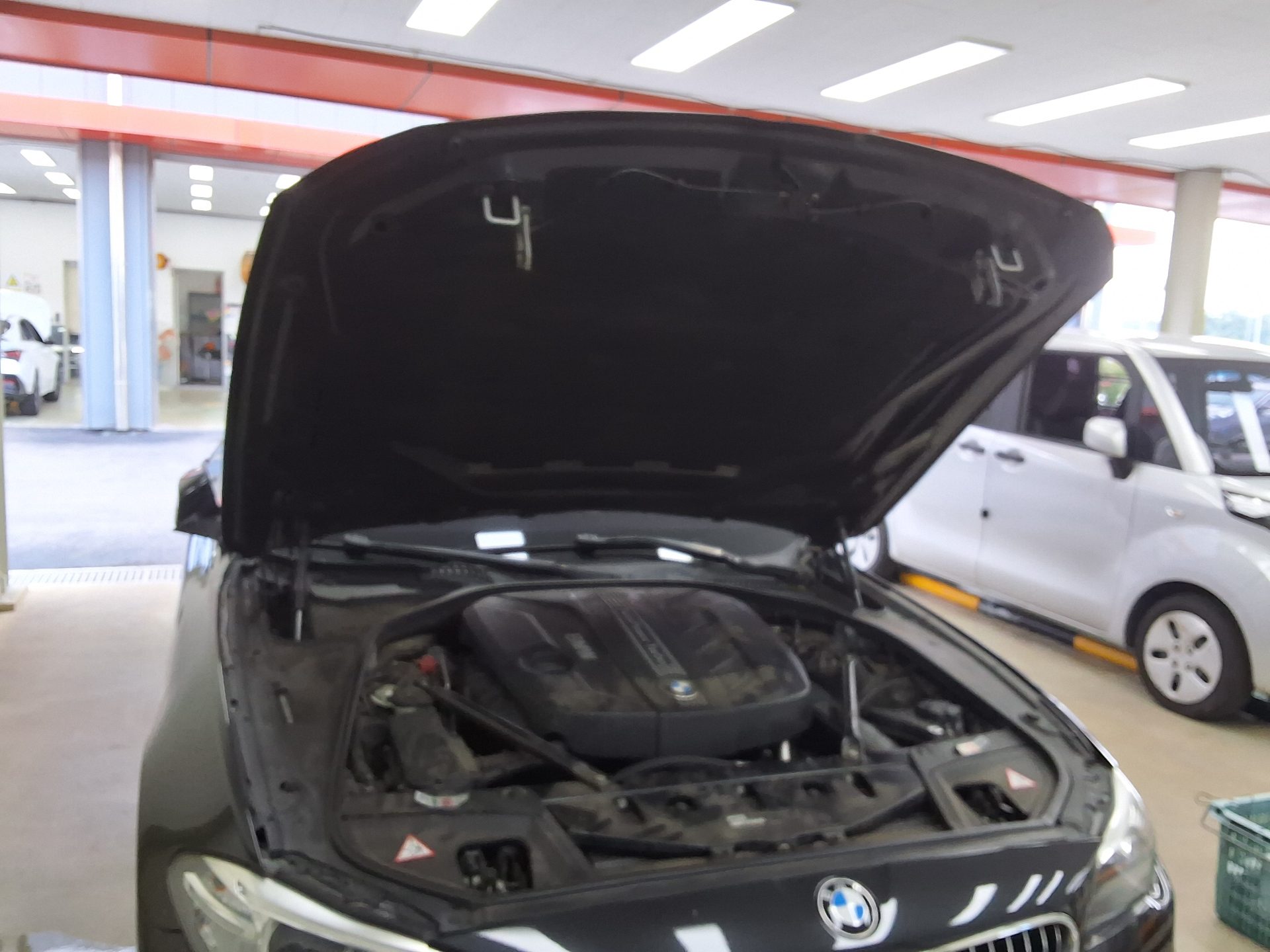 بي إم دبليو 5 Series 2014 520d
