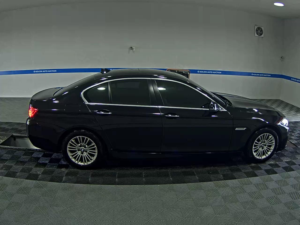 بي إم دبليو 5 Series 2014 520d