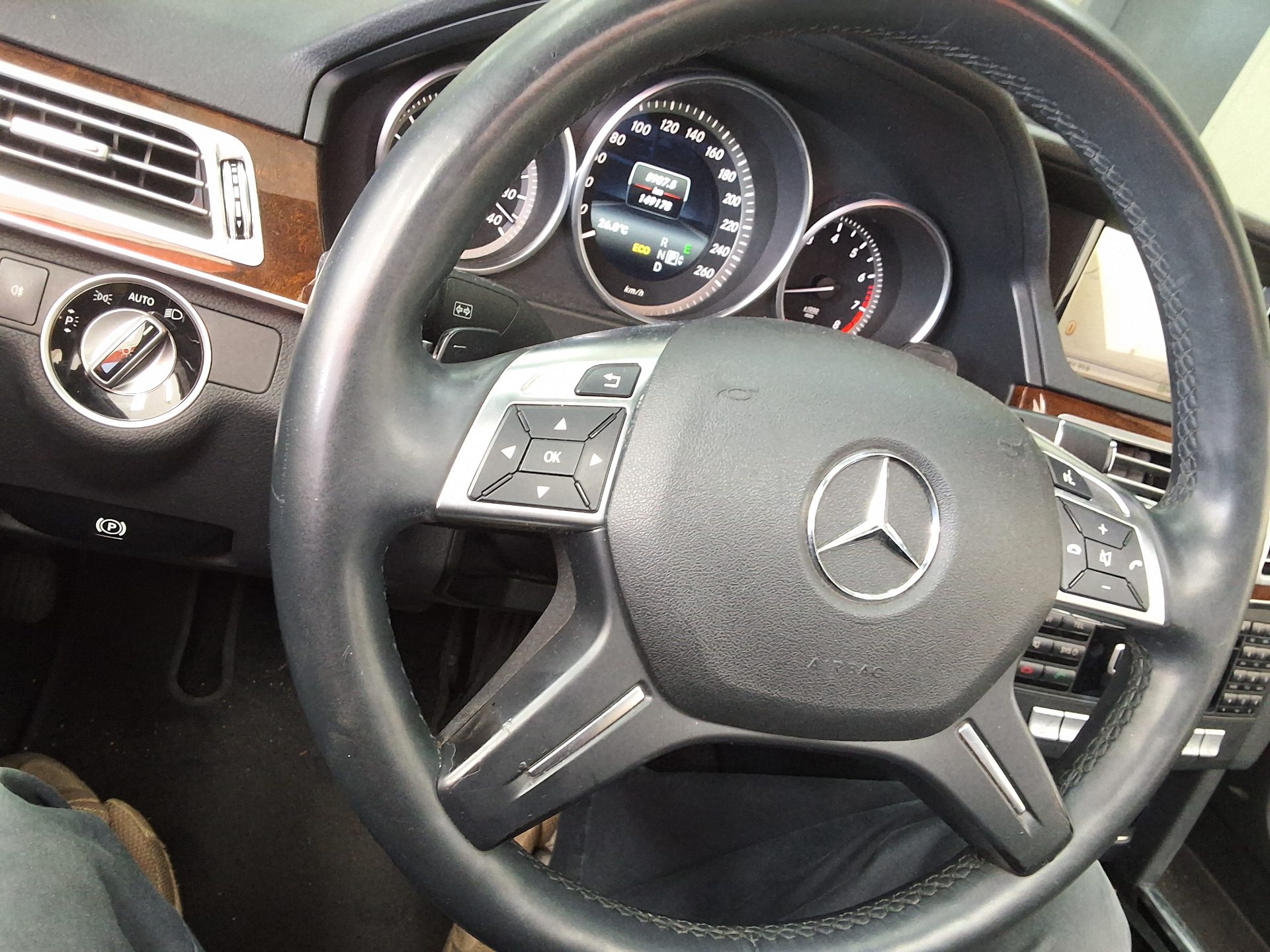 مرسيدس بنز E Class 2014 E200